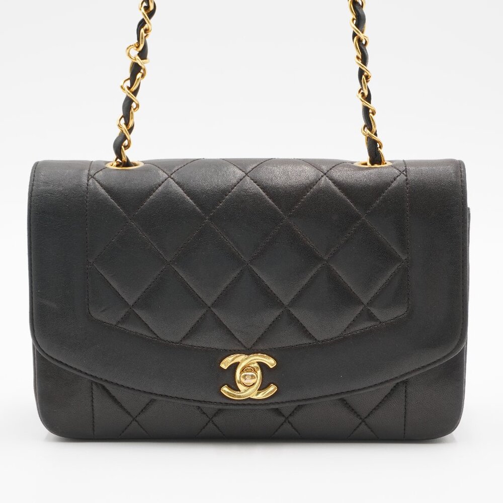 SOLD Pre-Owned Chanel Diana Flap Bag – Black Lambskin Crossbody (Vintage)